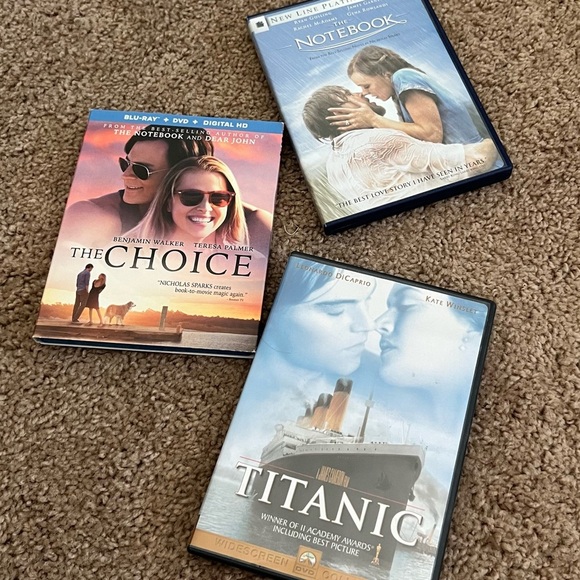 None Other - Mixed of a few Greatest Love Stories DVD Lot: Titanic, The Choice, The Notebook